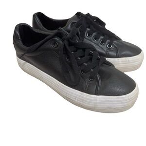 London Rebel Black Leather Sneakers SZ 6